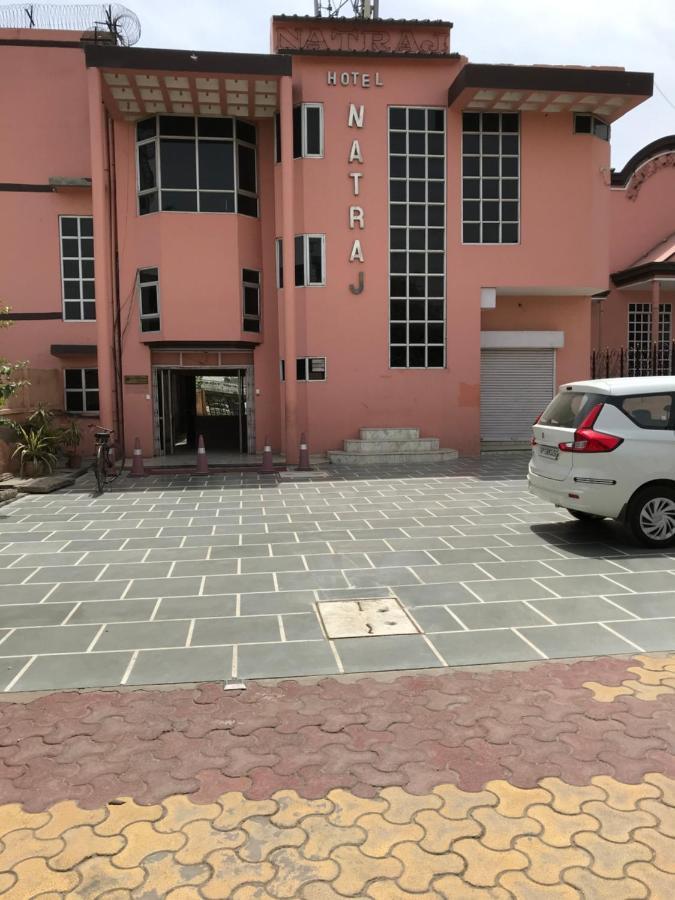 โรงแรมนาฏราช Bulandshahr ภายนอก รูปภาพ